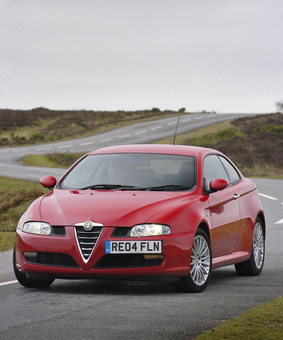  Alfa Romeo GT (937C) 2004 года  (UK) (фото 14 из 14)